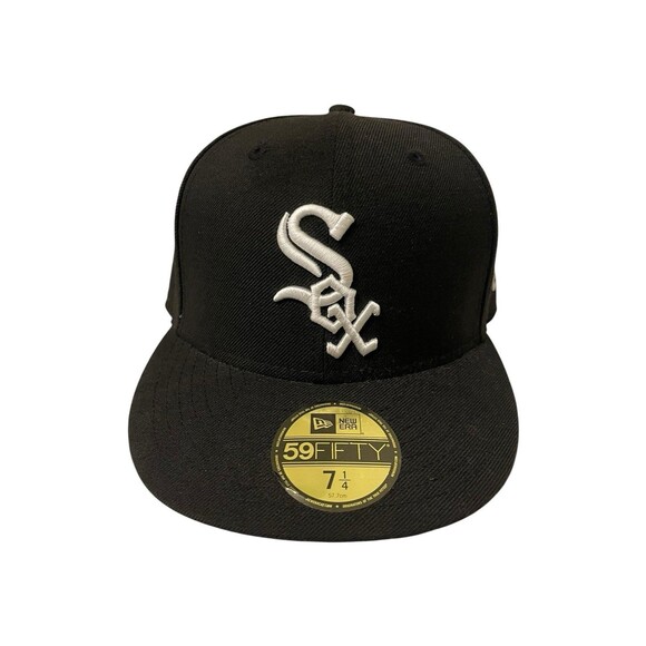New Era Other - New Era 59Fifty Chicago White Sox Black Fitted Cap Size 7 1/4 MLB